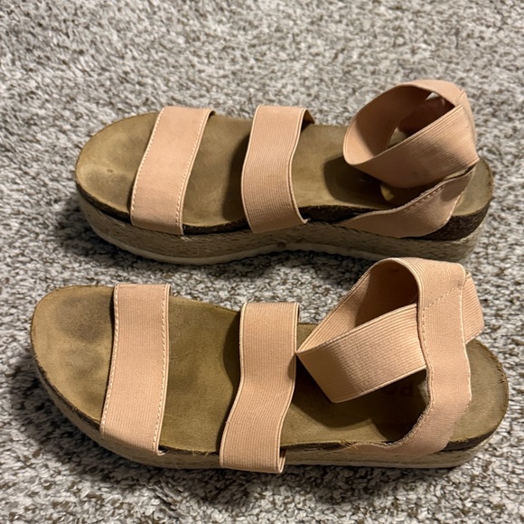 Women's Pinkish tan Sandals - Picture 2 of 4